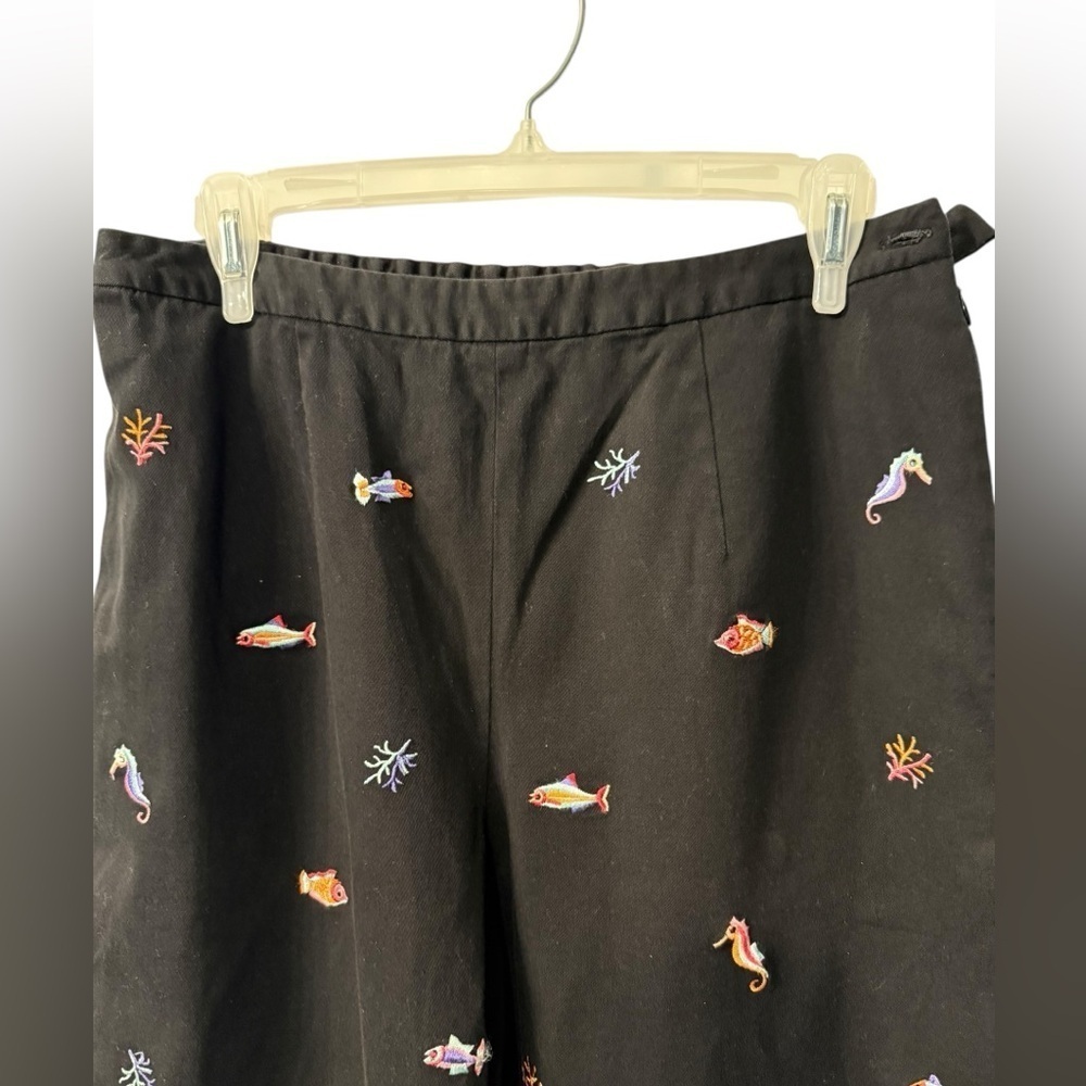 Cold water Creek crop Black capris with Colorful Sea Creatures Size 12 - Picture 2 of 13